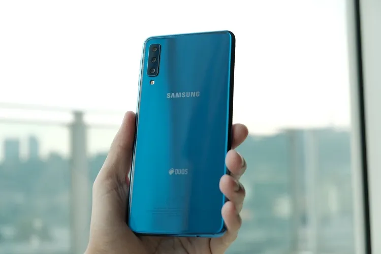 Samsung A7 2018 có chống nước không ?